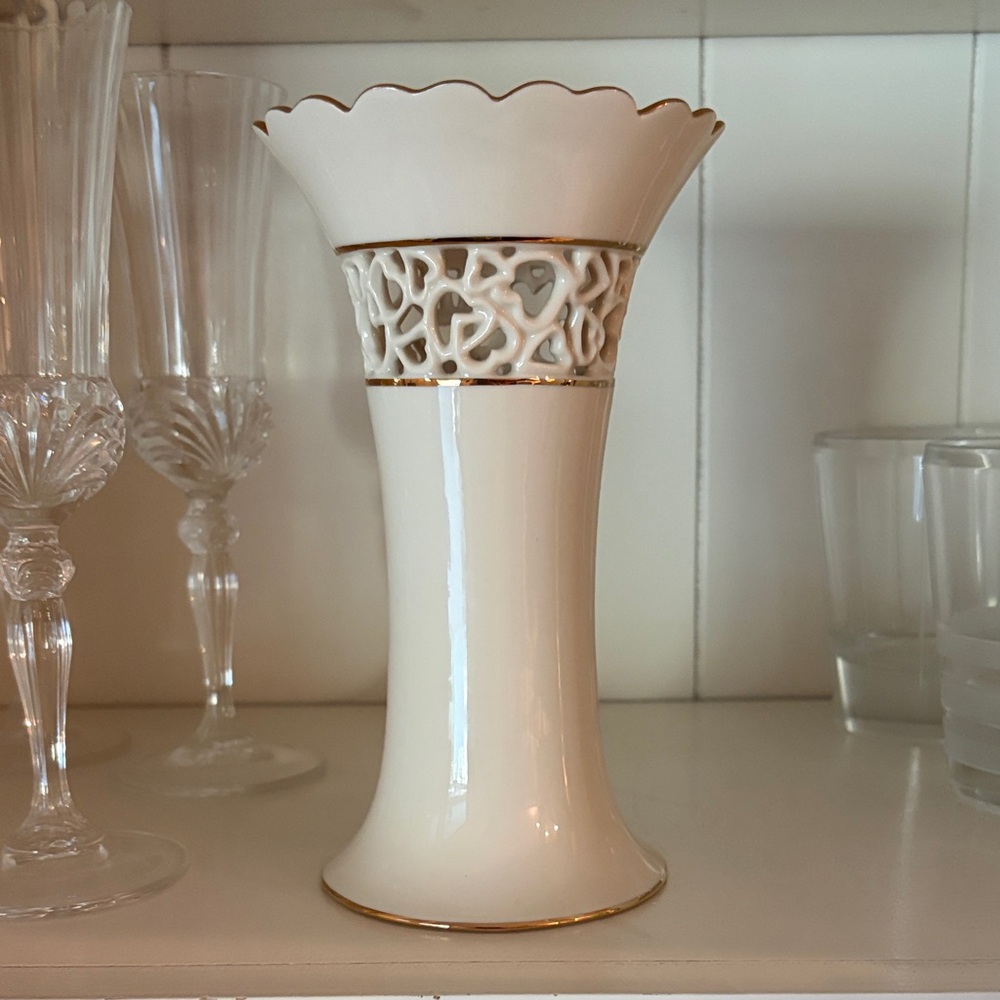 Lenox Elegant Heart Vase with Gold Accents